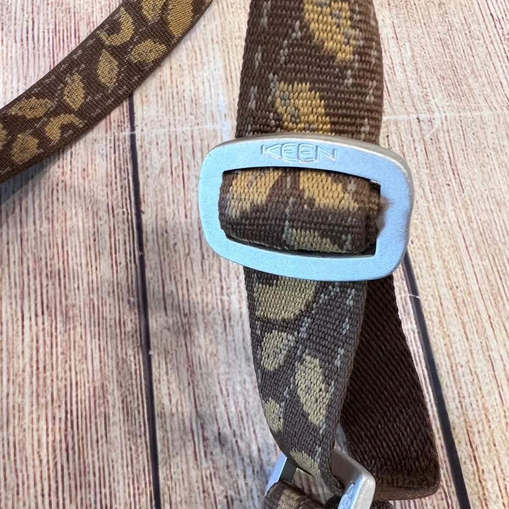 Keen Montclair Mini Canvas Crossbody Bag Adjustable Leopard‎ Strap Purse